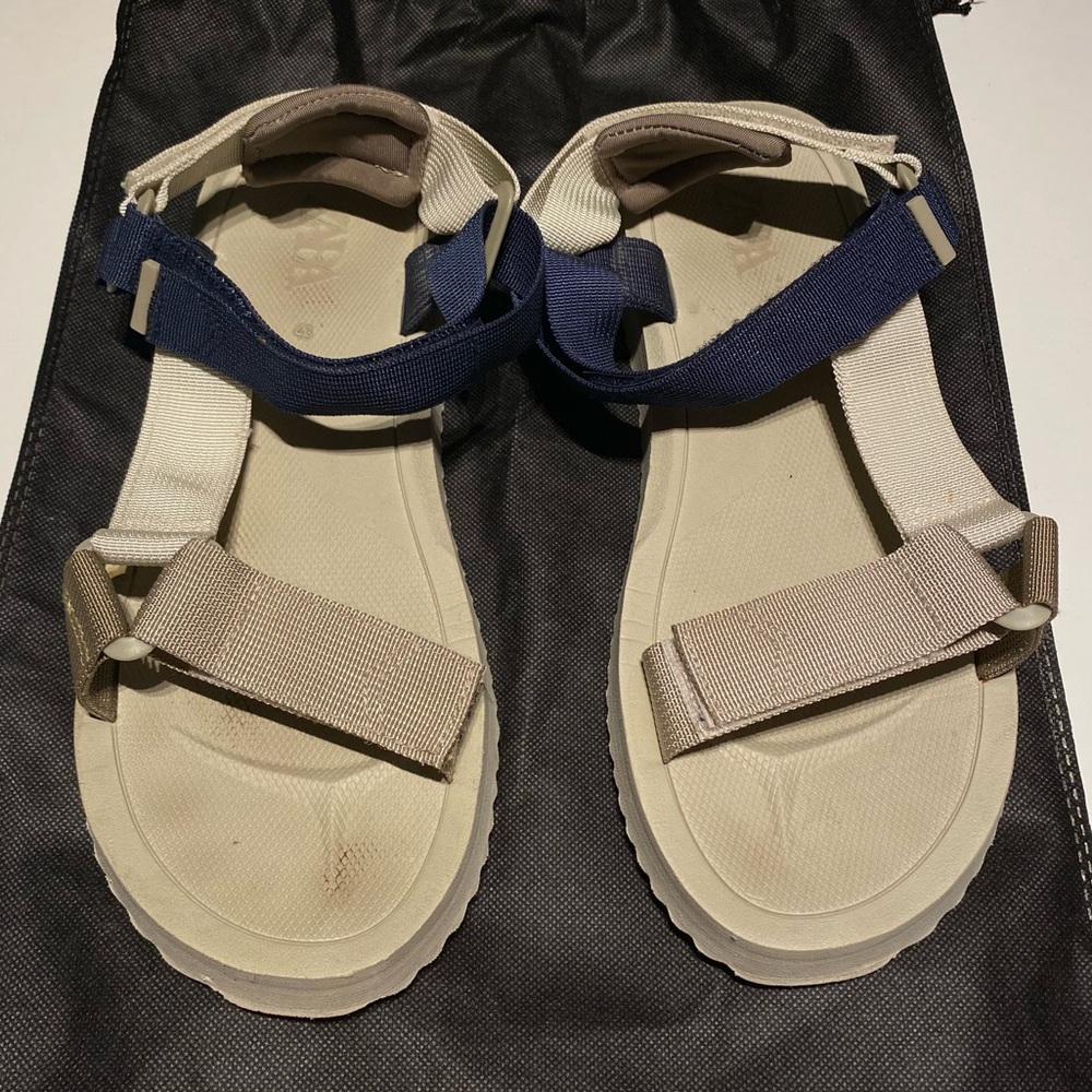 Zara Beige and Blue Men's Sandals
